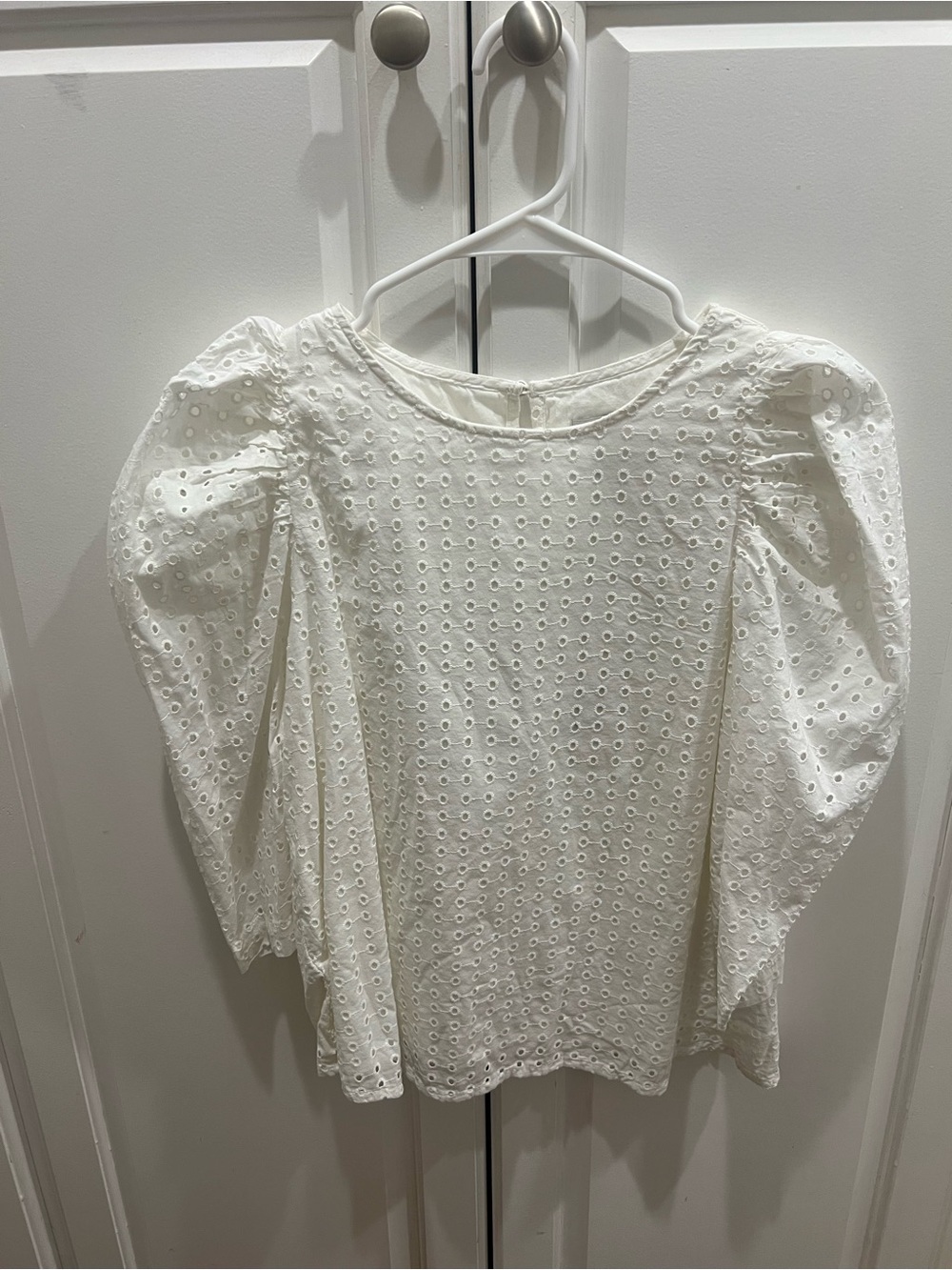 a new day White Eyelet Puff-Sleeve Blouse